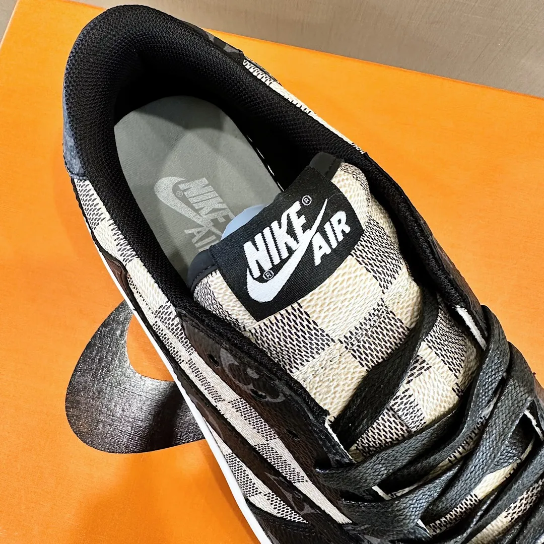 Men's shoes 💰p440 "*OUIS *UITTO* Nike" new original drawer box, co-branded low-top casual sneakers, this sneaker is completely made of denim canvas splicing leather, decorated with Louis Vuitton's iconic monogram and Damierl pattern with natural cowhide piping. The upper of this shoe combines LV’s most classic Monogram and Damier elements, giving it a sense of luxury and recognition! Size: 38-45